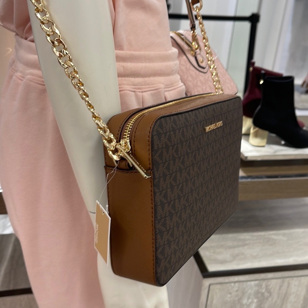 Michael Kors Jet Set Item Large East West Zip Crossbody Brown Signature - Picture 5 of 16